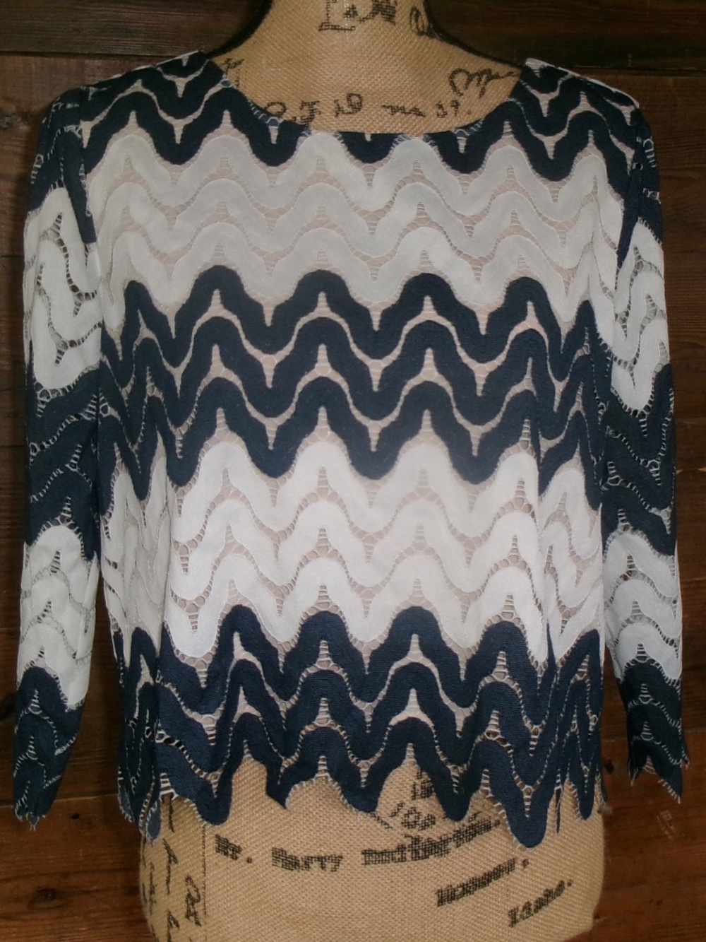 BCBG Maxazria blouse size S